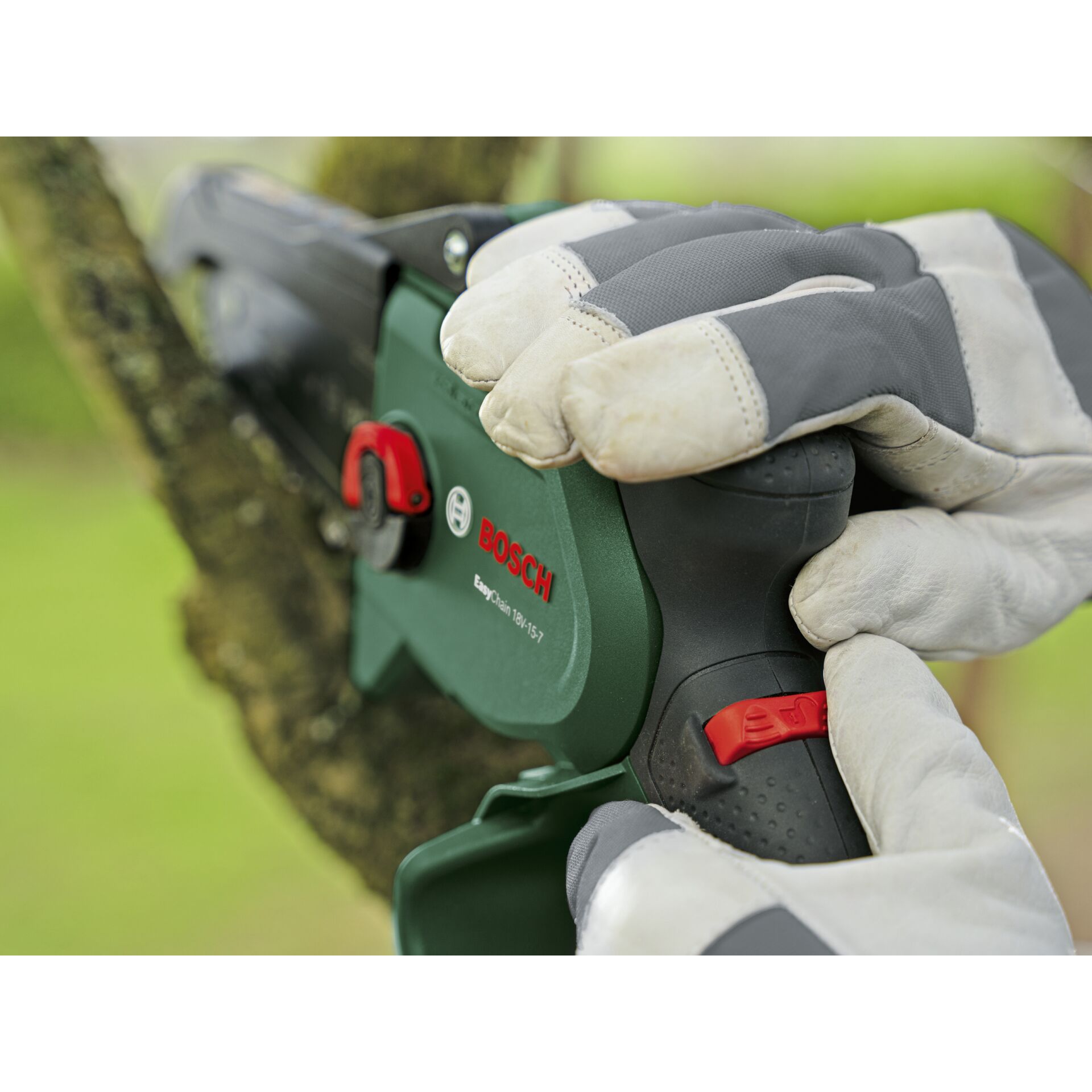 Bosch EasyChain 18V-15-7 solo Akku-Baumsäge