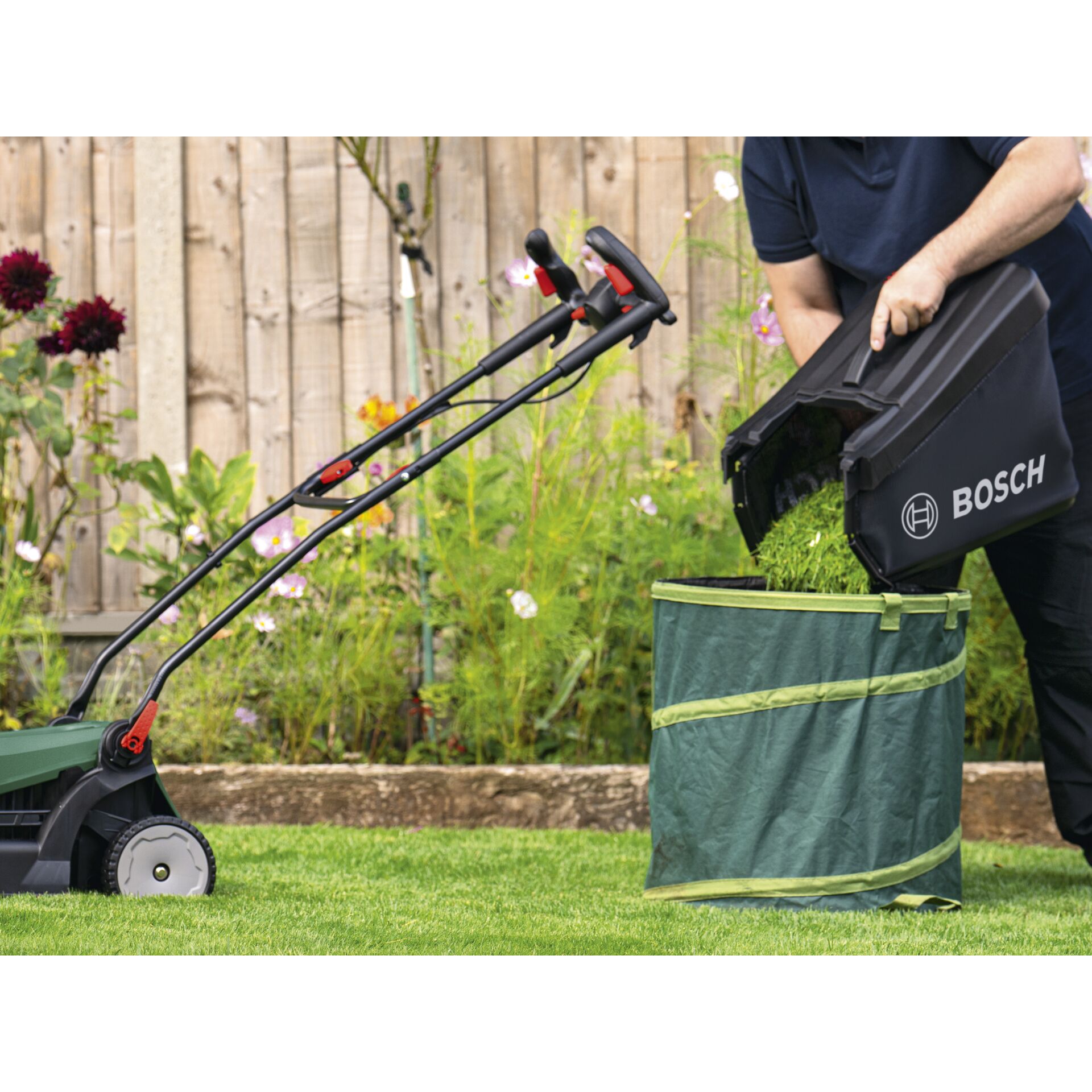 Bosch UniversalRotak 18V-37-550 Akku-Rasenmäher solo