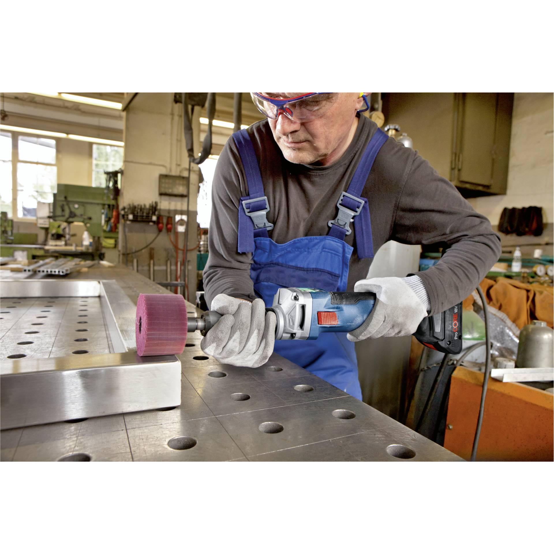 Bosch GGS 18V-10 SLC Karton Akku-Geradeschleifer