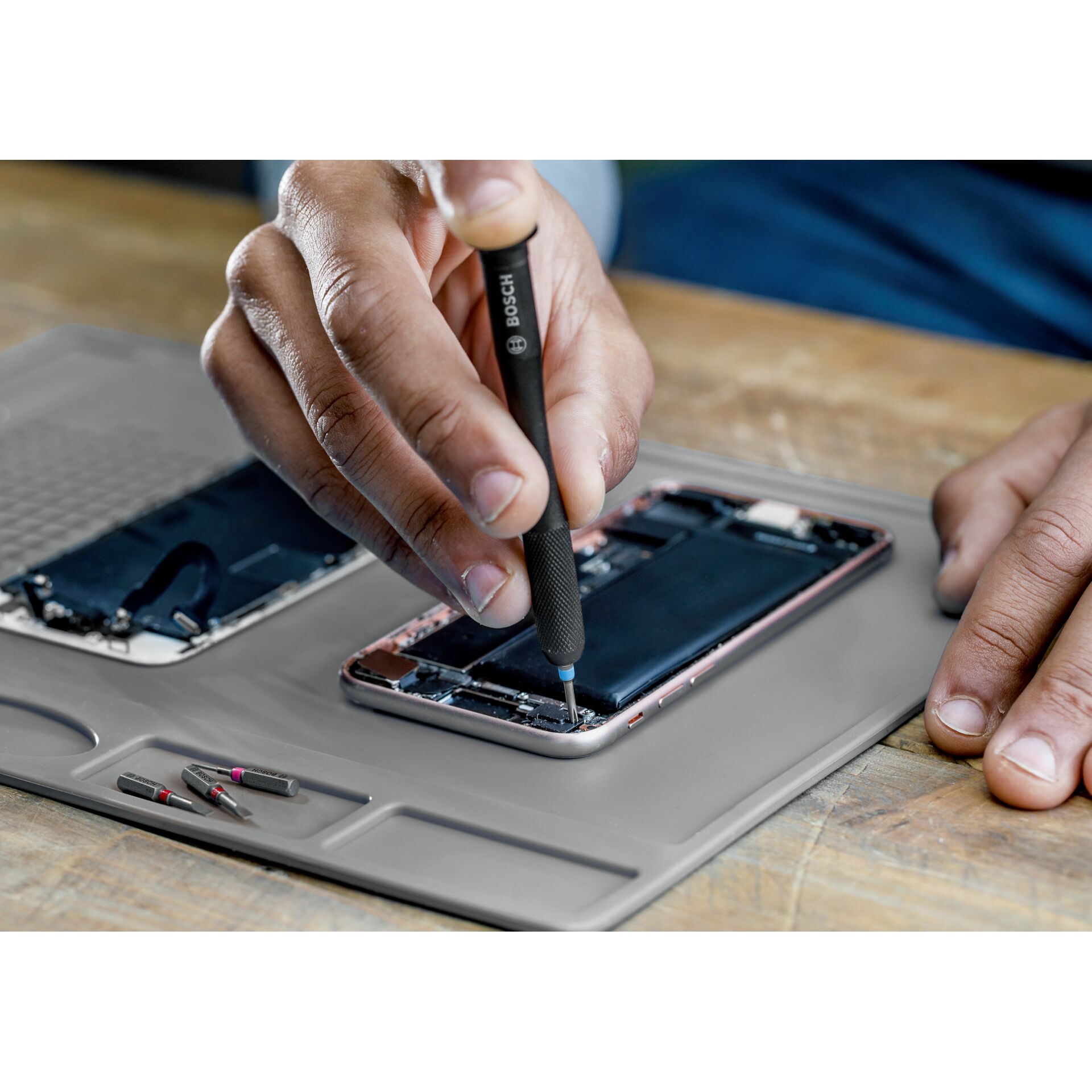 Bosch Präzisions- und Standard- Bitsatz 42-tlg.