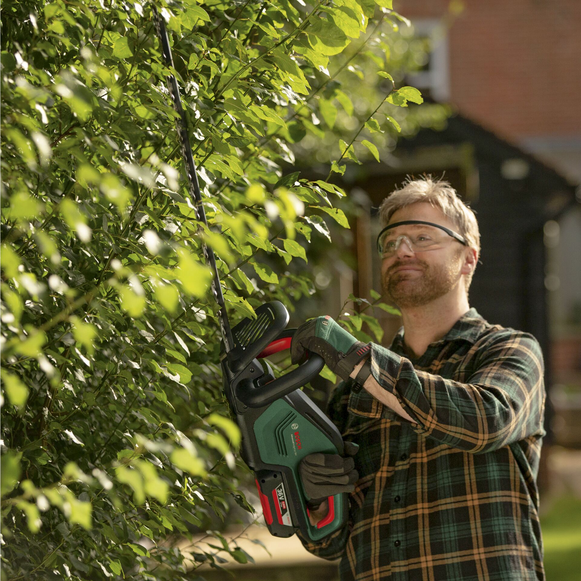 Bosch AdvancedHedgeCut 36V-65-28 solo Akku-Heckenschere