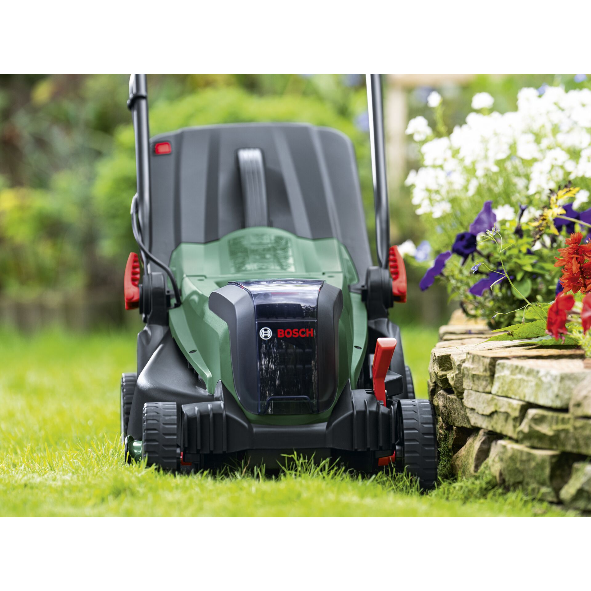 Bosch UniversalRotak 18V-37-550 Akku-Rasenmäher solo
