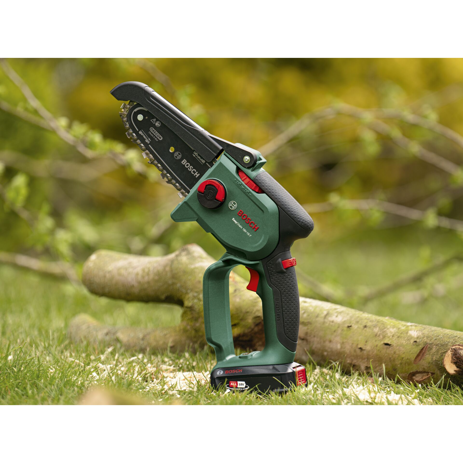 Bosch EasyChain 18V-15-7 Akku-Baumsäge