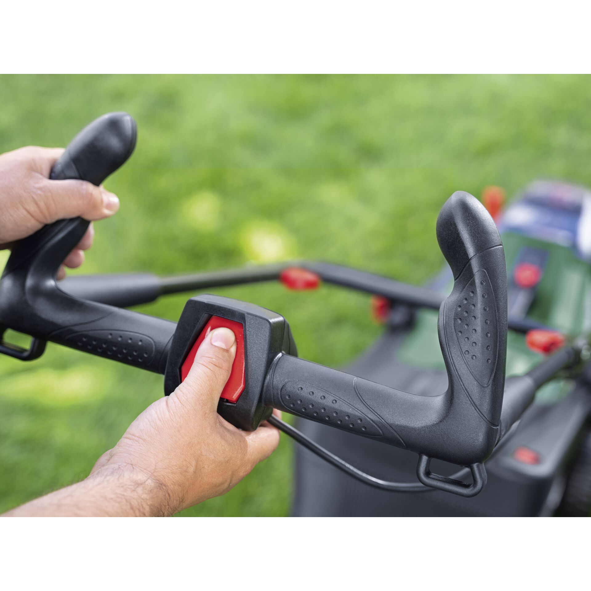 Bosch UniversalRotak 18V-37-550 Akku-Rasenmäher solo