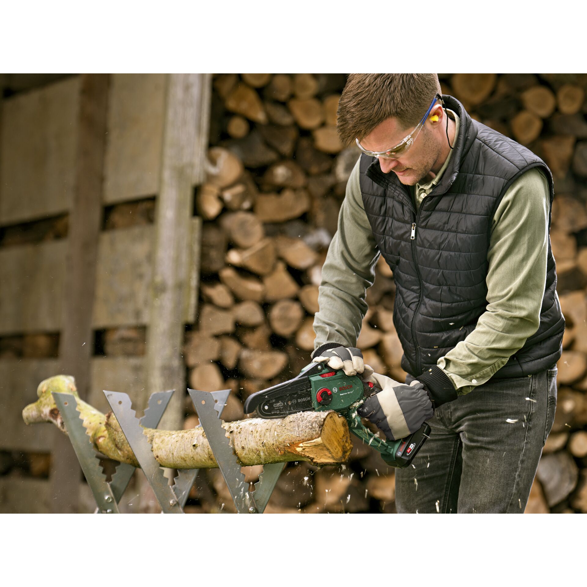Bosch EasyChain 18V-15-7 solo Akku-Baumsäge