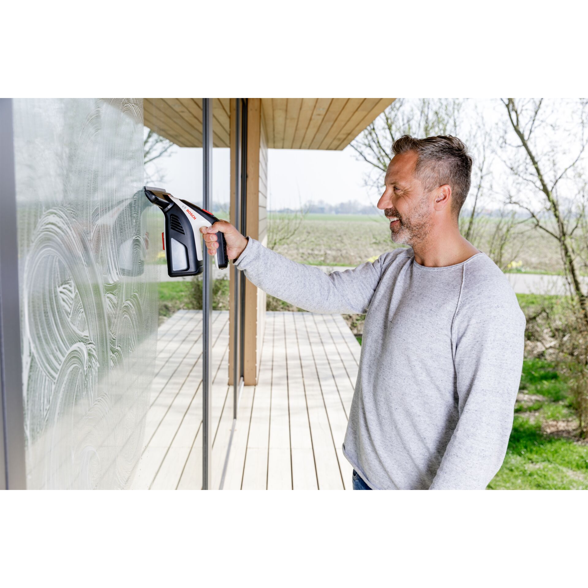 Bosch GLASSVAC mit Sprühflasche
