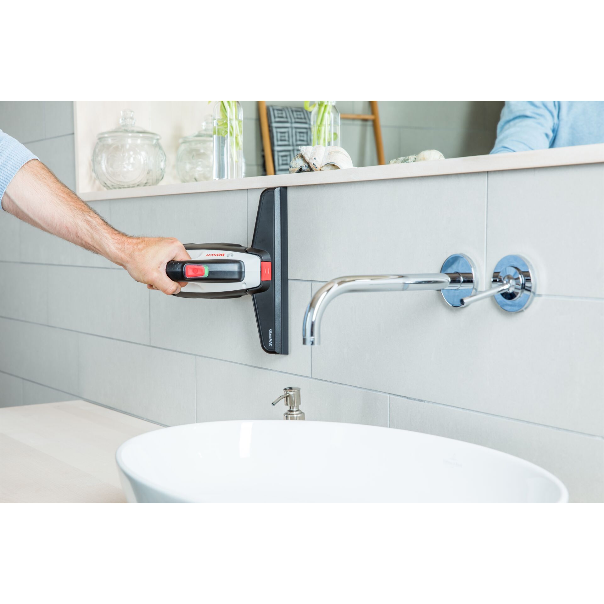 Bosch GLASSVAC mit Sprühflasche