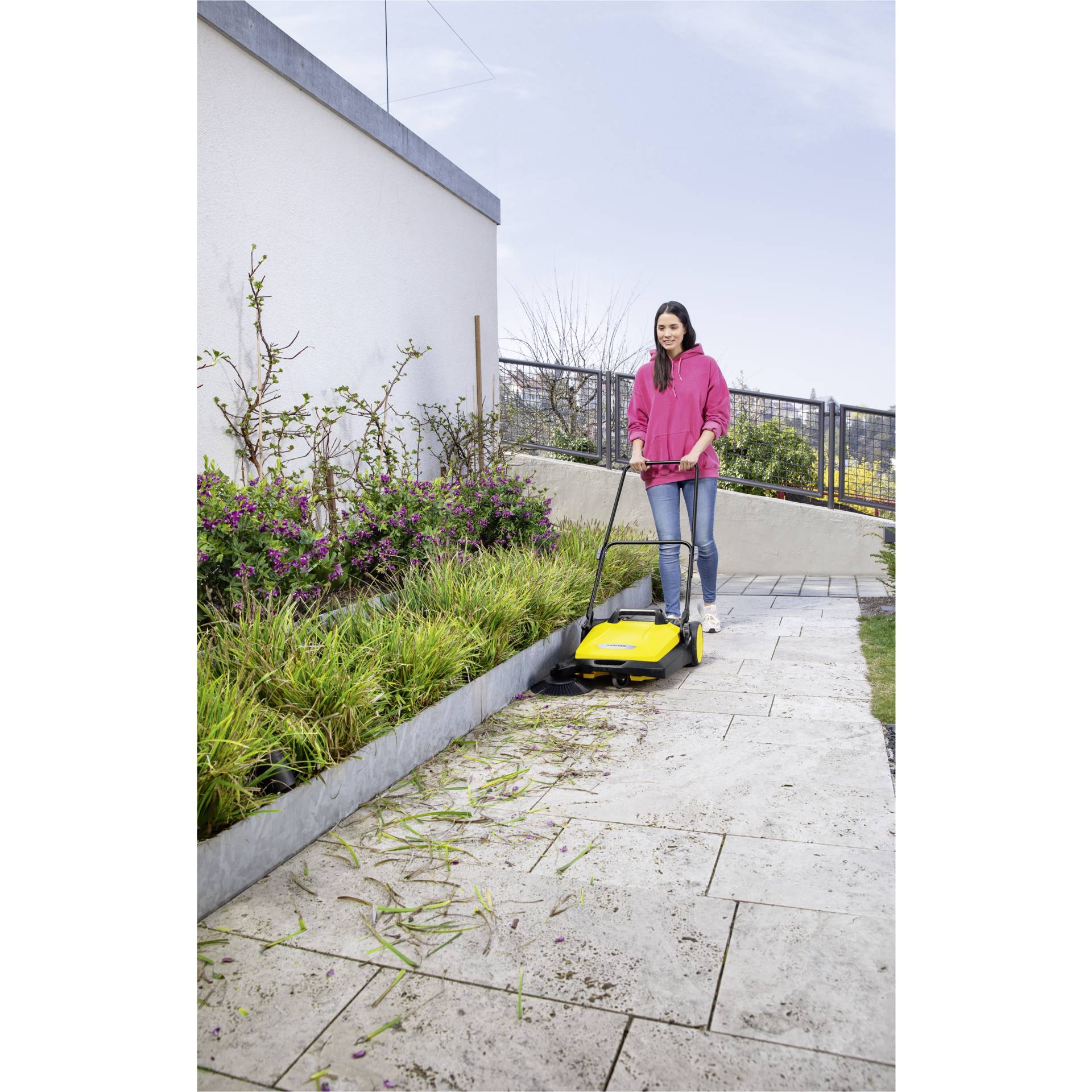 Kärcher S 4 Kehrmaschine