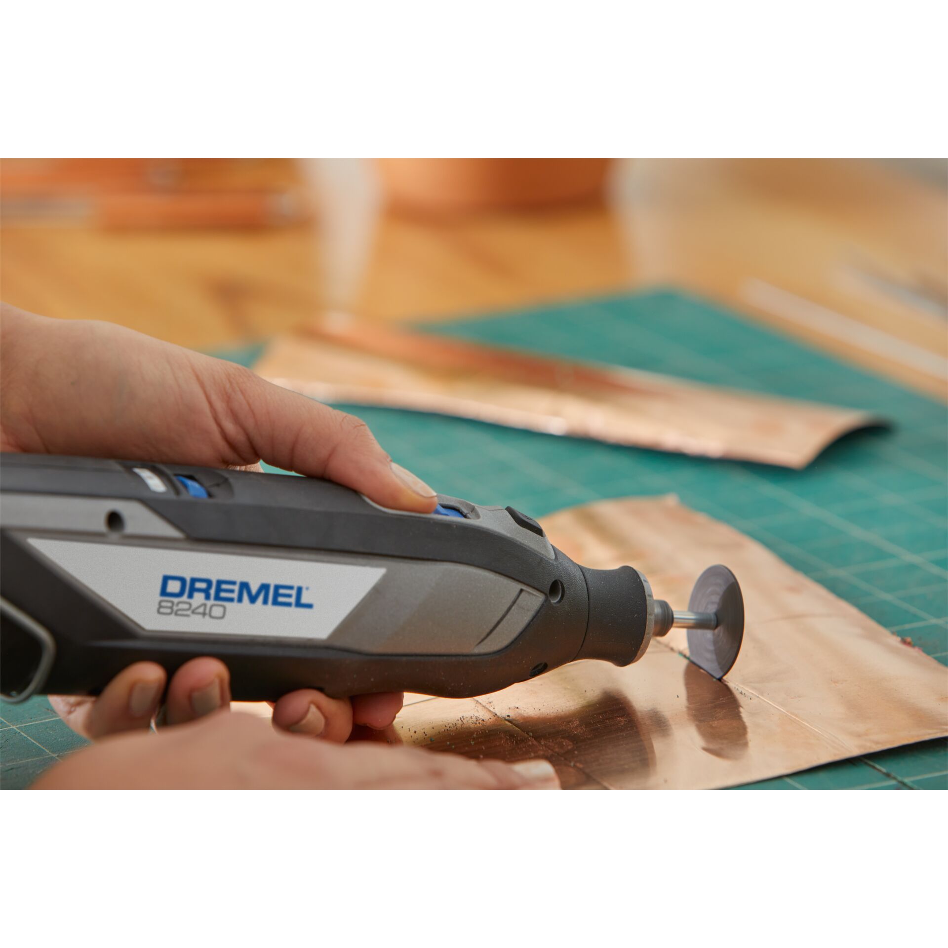 Dremel 8240-3/45 Akku-Multitool 12V