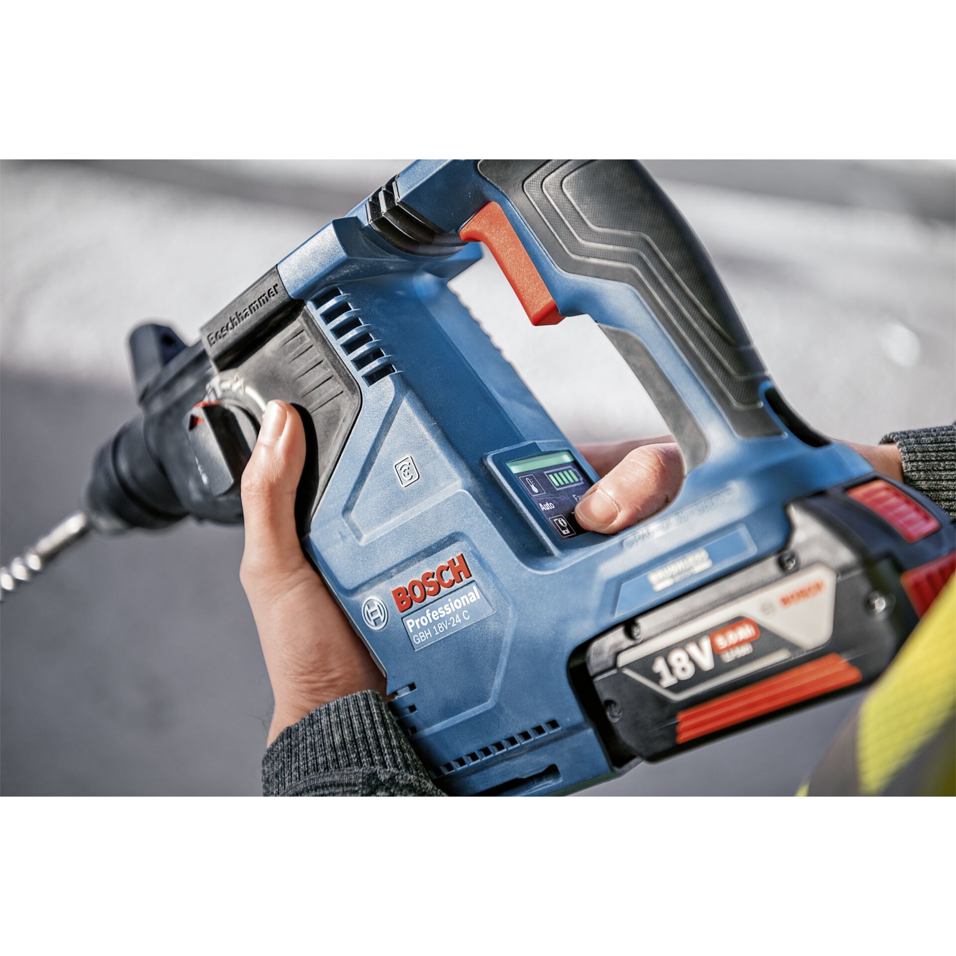 Bosch GBH 18V-24 C (2x5,0Ah, L)