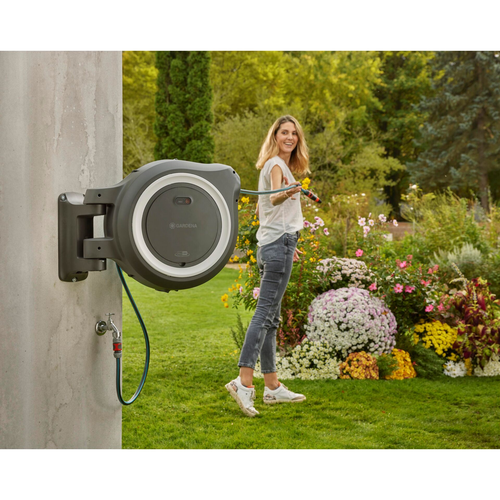 Gardena Akku-Wand-Schlauchbox PowerRoll XXL 18V 40 m